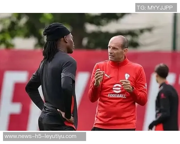 莱奥与奇克联手出战卡利亚里普利西奇准备替补待命